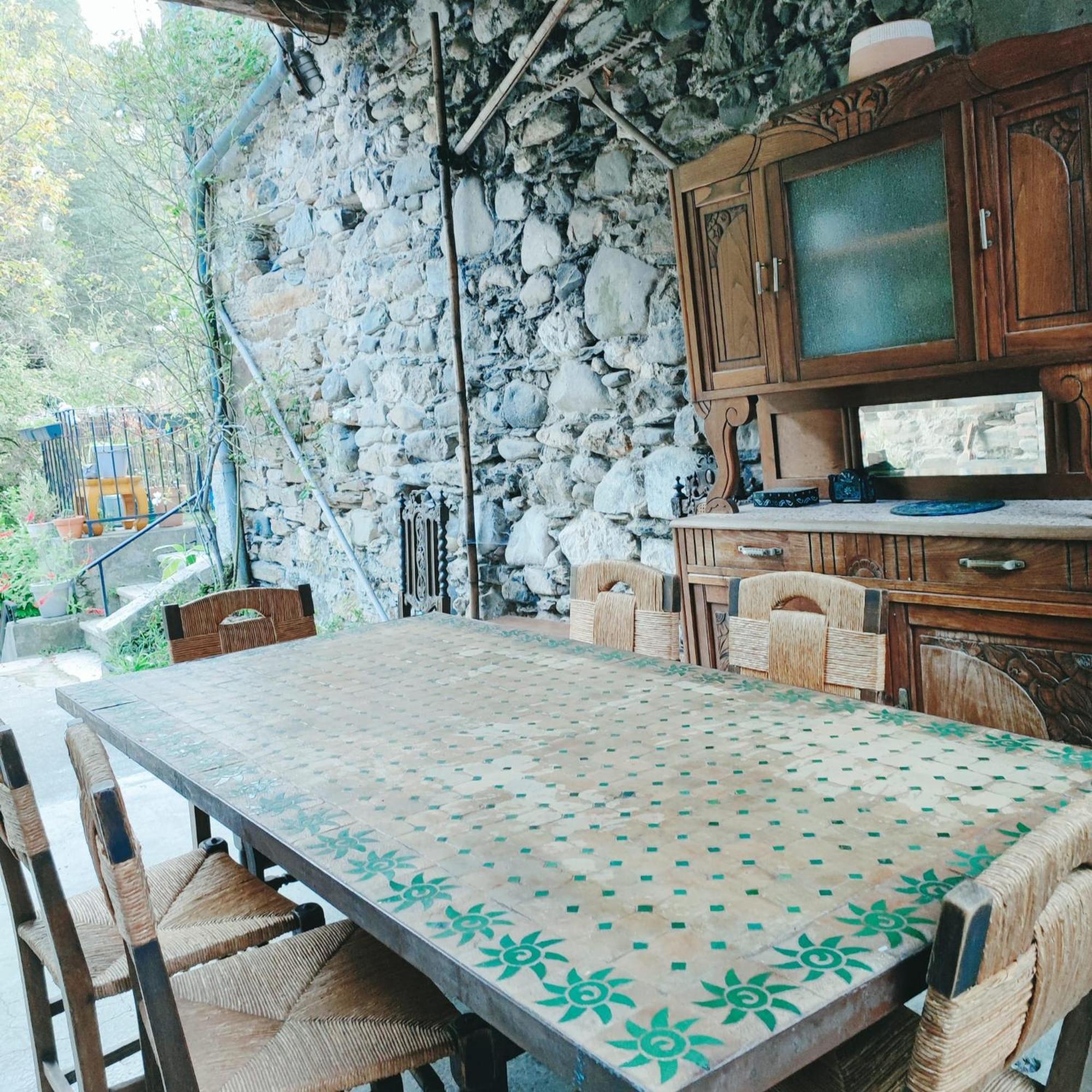 Gite Et Jardin En Bord De Riviere Saumane Ngoại thất bức ảnh